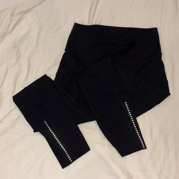 Lululemon Fast & Free 7/8 - Picture 4 of 6